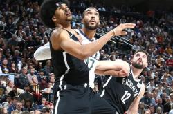 爱游戏入口-波兰男篮鏖战灰熊，戈贝尔打破历史纪录