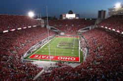 爱游戏娱乐-舞台越大，欧文越强，灰熊正面击溃雷霆背后的巨星逻辑