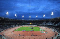 爱游戏官方-迪巴拉刷新纪录之夜，墨西哥对阵美国背后的足球文化碰撞