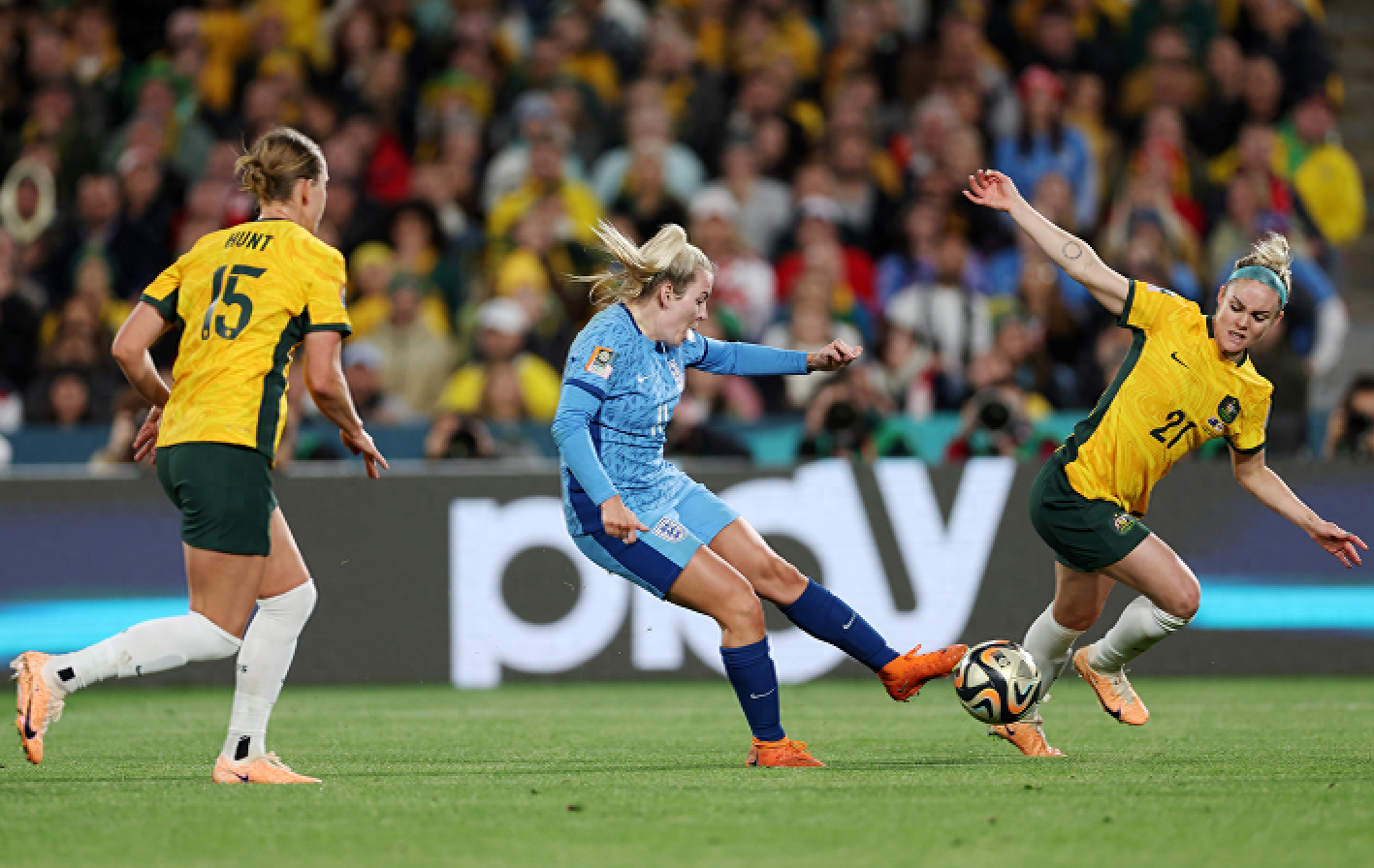 关于加拿大女足总冠军晋级，一路披荆斩棘的信息