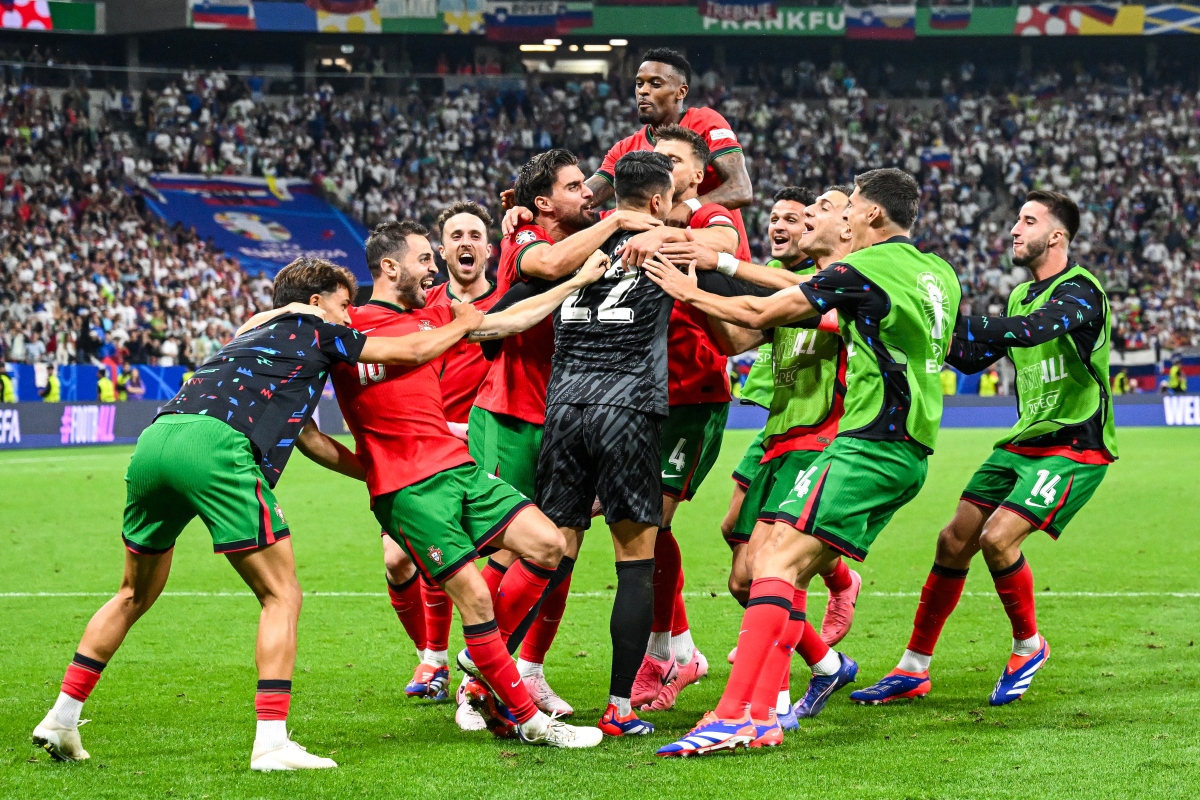 精彩的比赛场面让人目不转睛，激情燃烧的简单介绍