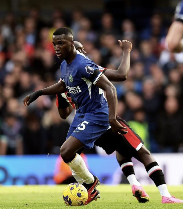 切尔西防守稳固,取得绝地反击 切尔西防守稳固,取得绝地反击