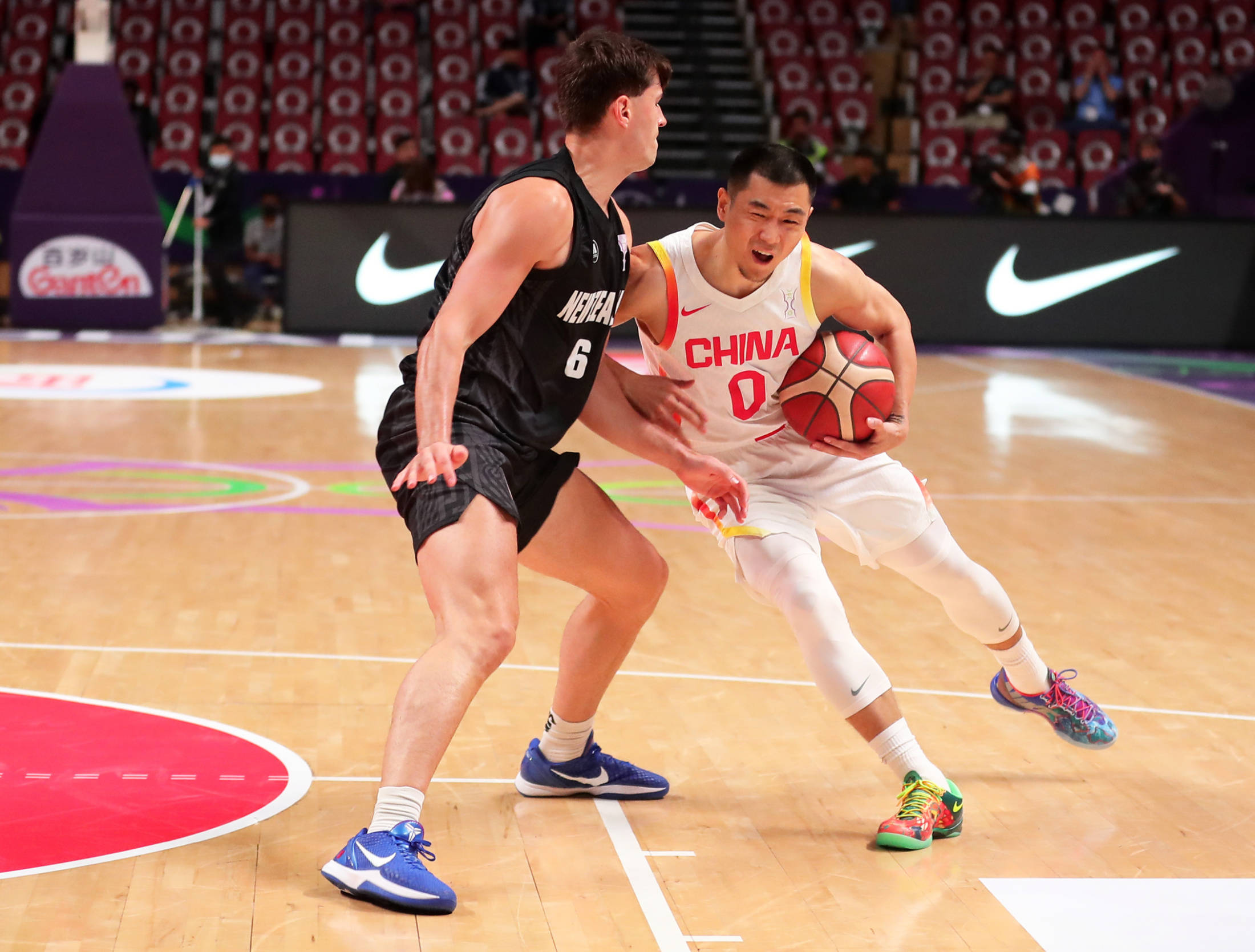 关于北京队轻取深圳队,高诗岩点燃赛场的信息 关于北京队轻取深圳队,高诗岩点燃赛场的信息