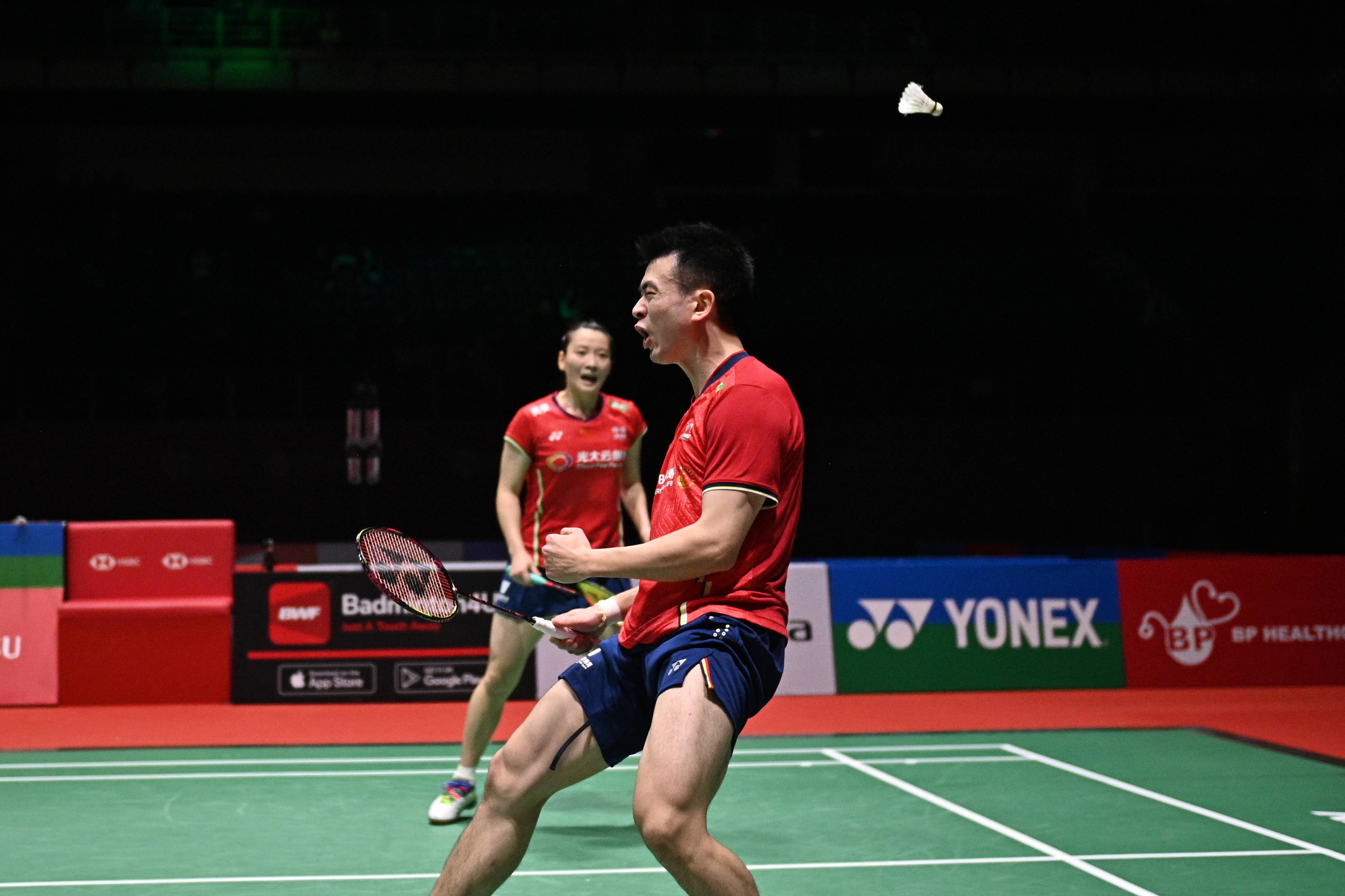 包含马来西亚羽毛球队强势中国羽毛球队，戴资颖制霸全场的词条